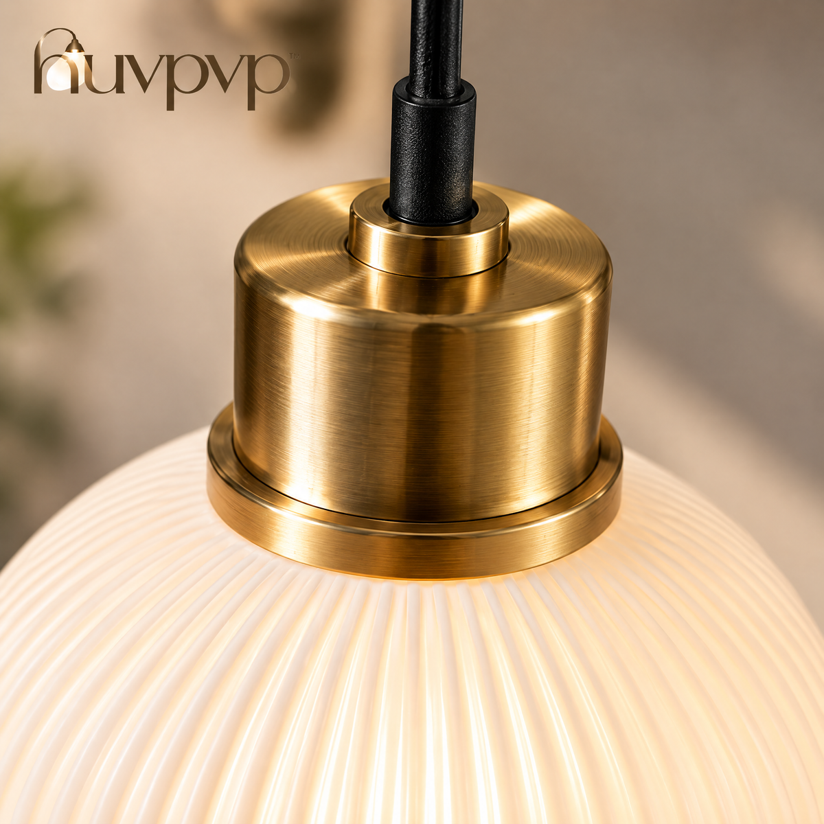 nuvpvp™ Reeded Opal Pendant